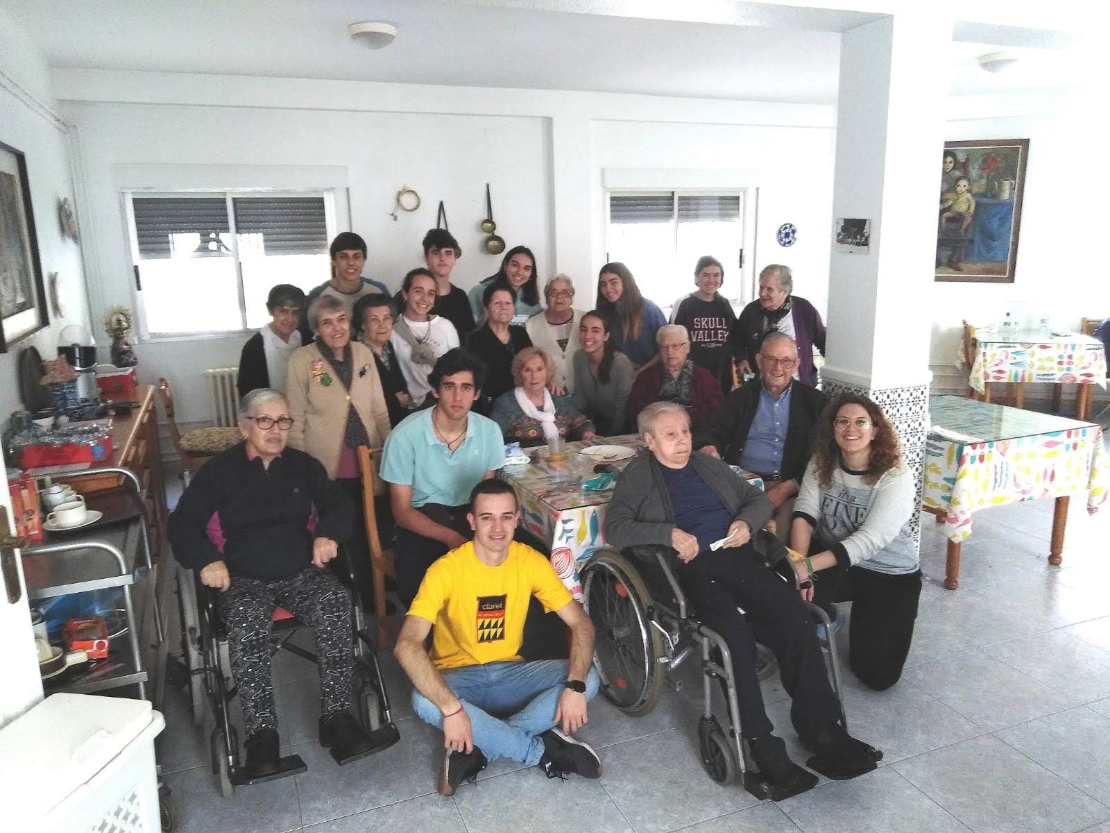 Jóvenes del Claret de Sevilla en la Casa de Almería